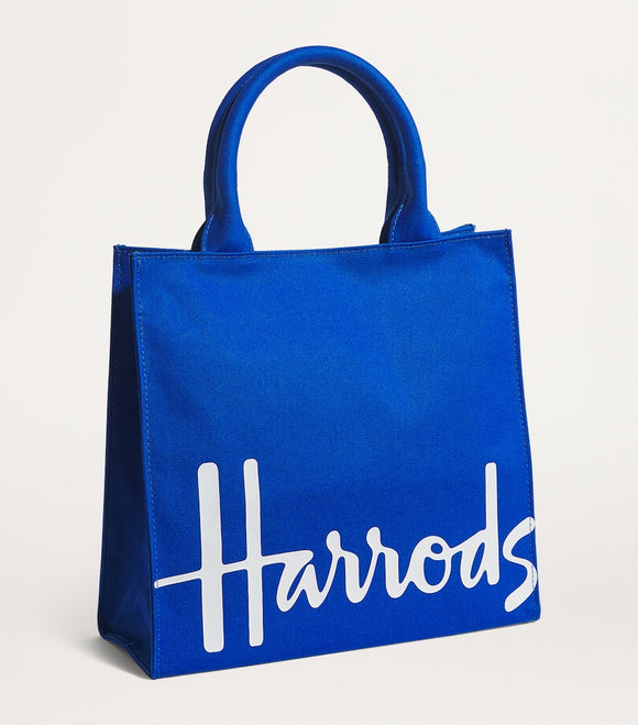 Harrods

Small Cotton Logo Tote Bag ( pressing blue)...حقيبة صغيرة من القطن باللون الازرق)