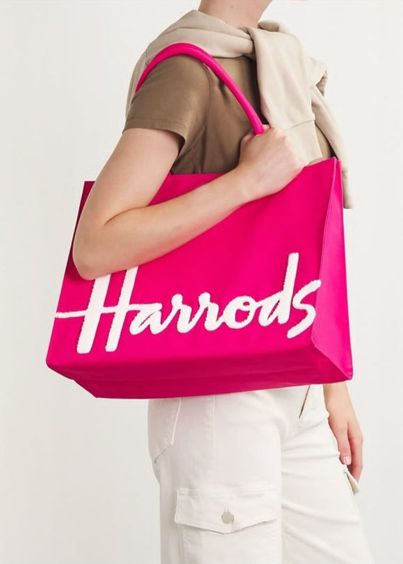 Harrods

Large Cotton Logo Tote Bag ( pink)...حقيبة تسوق قطنية كبيرة بشعار هارودز لون وردي