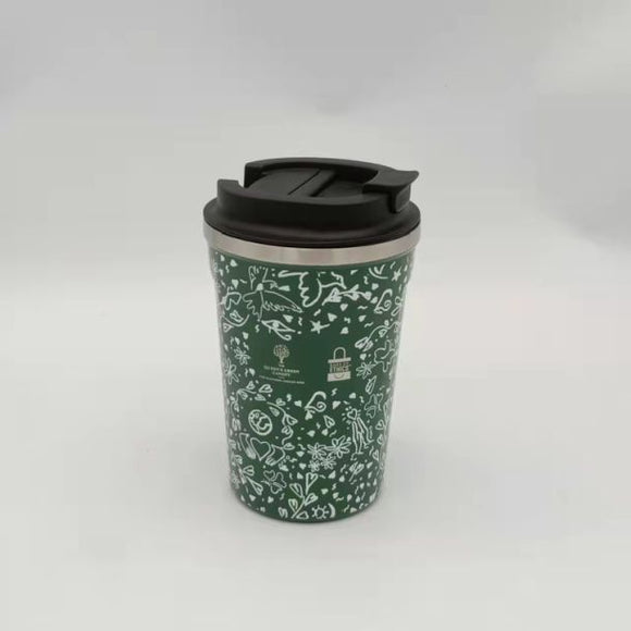 The Queen's Green Reusable Coffee Cup...كوب قهوة الملكة الأخضر القابل لإعادة الاستخدام