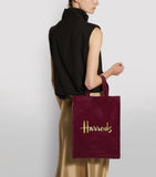 Medium Logo Shopper Bag Maroon..حقيبة تسوق متوسطة الحجم باللون الكستنائي..