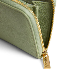 Oxford Light Green Long Wallet...محفظة أكسفورد طويلة باللون الأخضر الفاتح