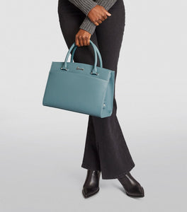 St James Blue Medium Shoulder Bag..حقيبة كتف سانت جيمس الزرقاء متوسطة الحجم